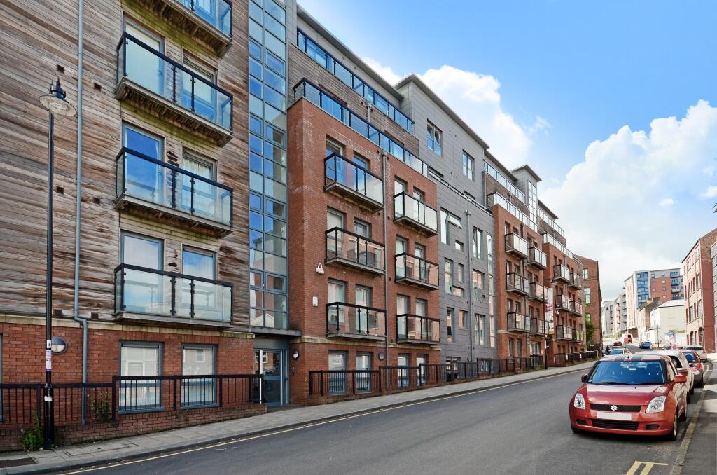 Main image of property: 185 Upper Allen Street, City Centre, Sheffield, S3