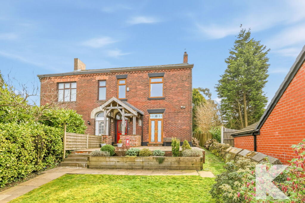 Main image of property: 734 Ripponden Road, Oldham, OL4 2LP