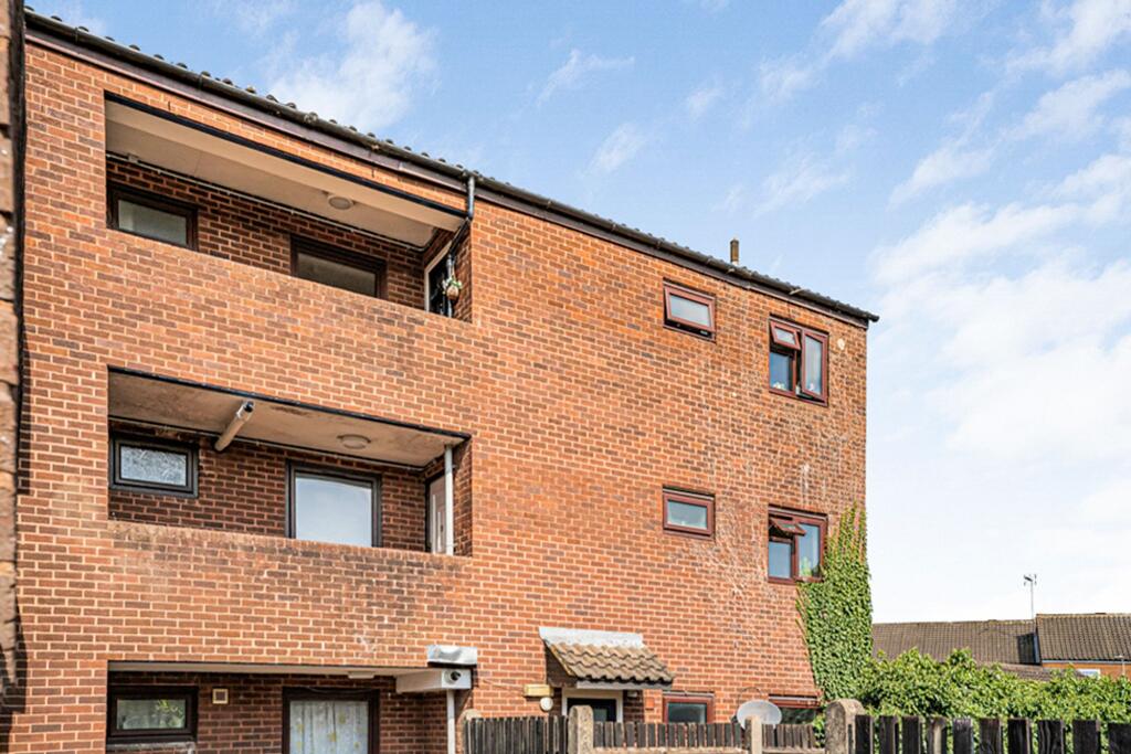 Main image of property: Tee Side, Hertford, SG13