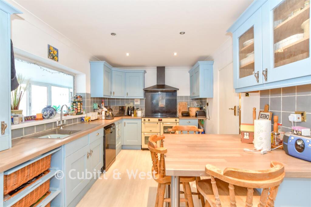 Main image of property: The Brow, Widley, Waterlooville, Hampshire