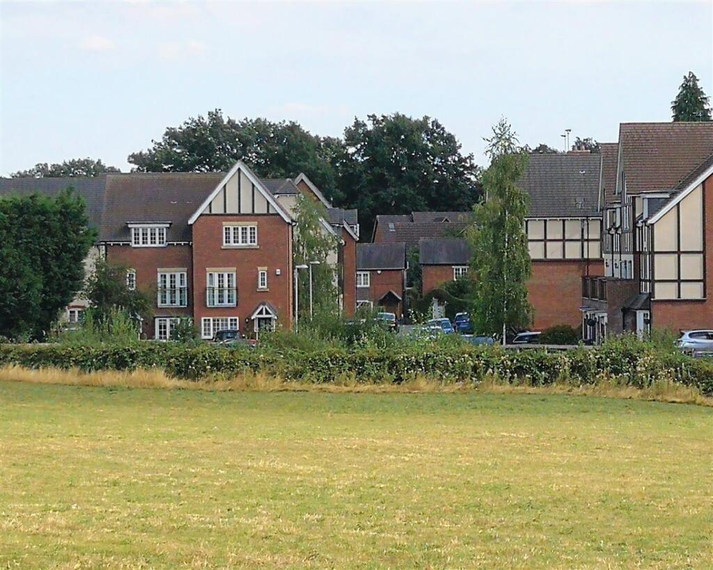 Main image of property: Laneham Place, Kenilworth