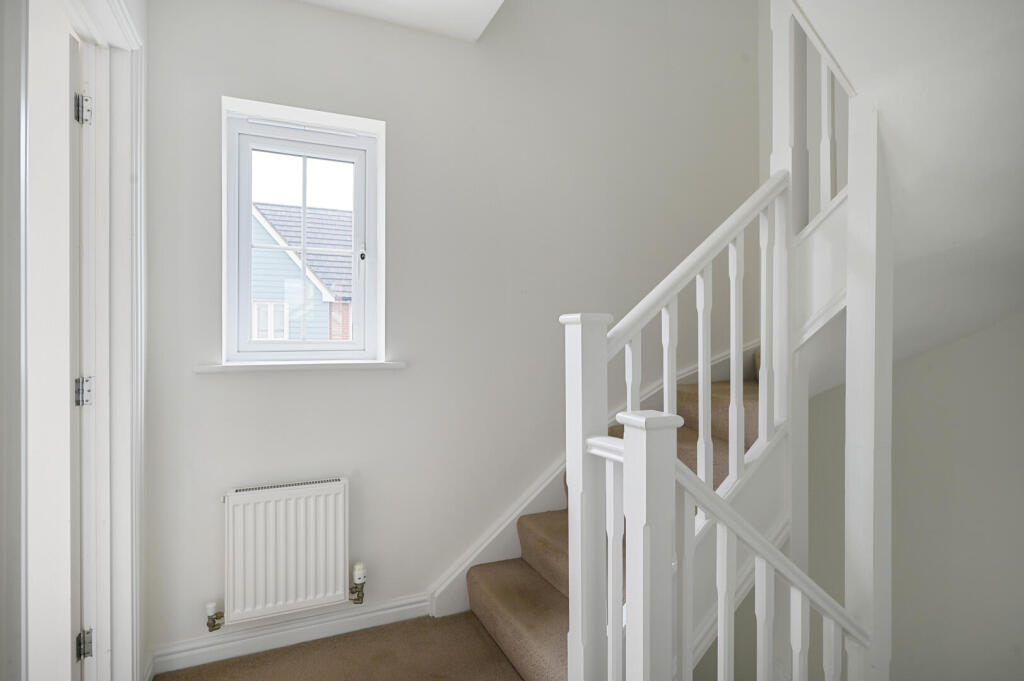 House in Tonbridge - View 4