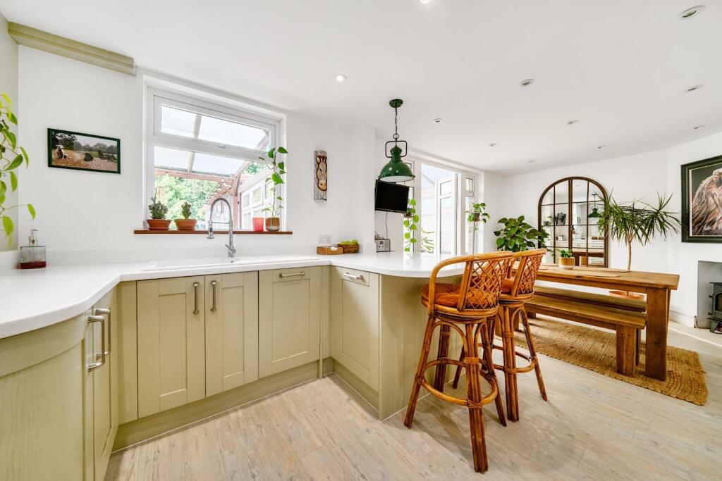 House in Havant, Leigh Park - View 4