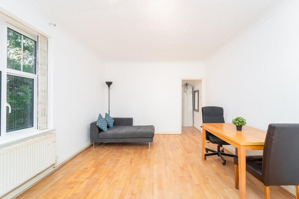 Belsize Grove, NW3 photo 3