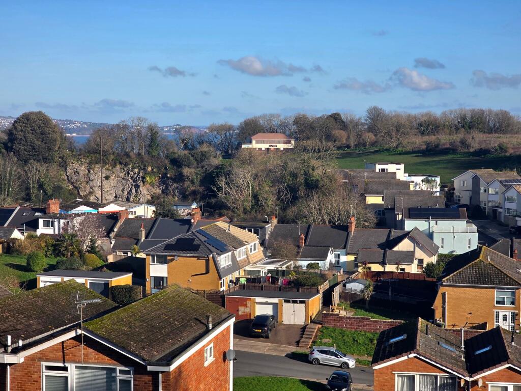 Langstone Close, Torquay, TQ1 - View 3