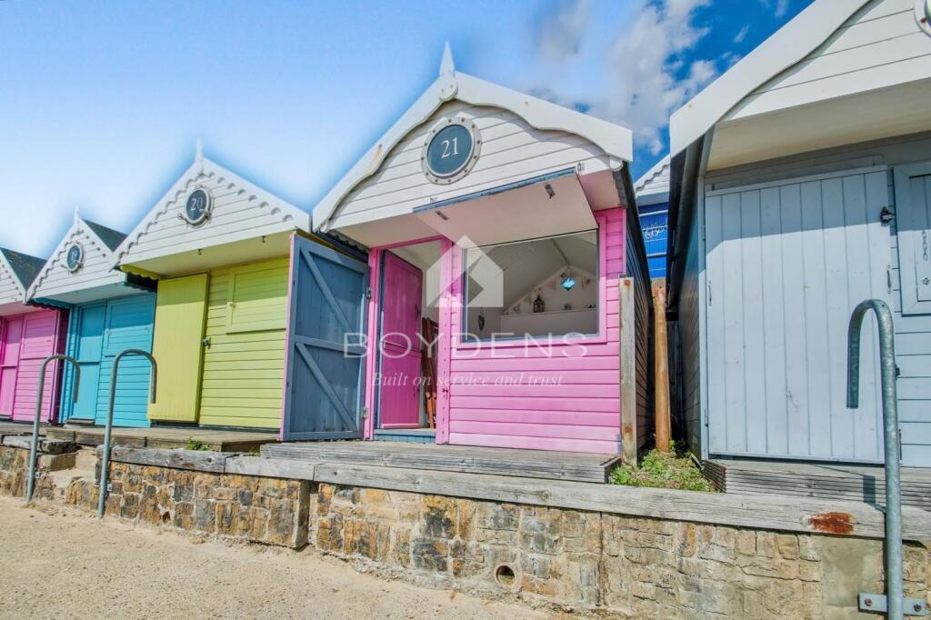 Main image of property: 21 SOUTHCLIFF, FRONT ROW