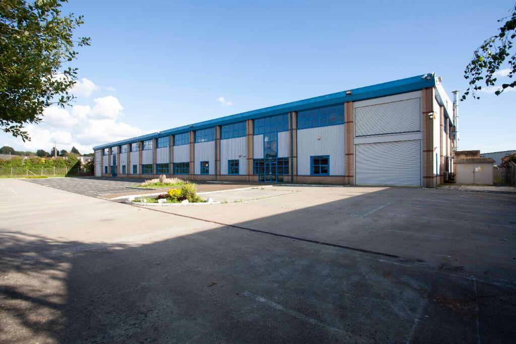 Main image of property: 32 Harris Road, Porte Marsh Industrial Estate, Calne, Wiltshire, SN11 9PT