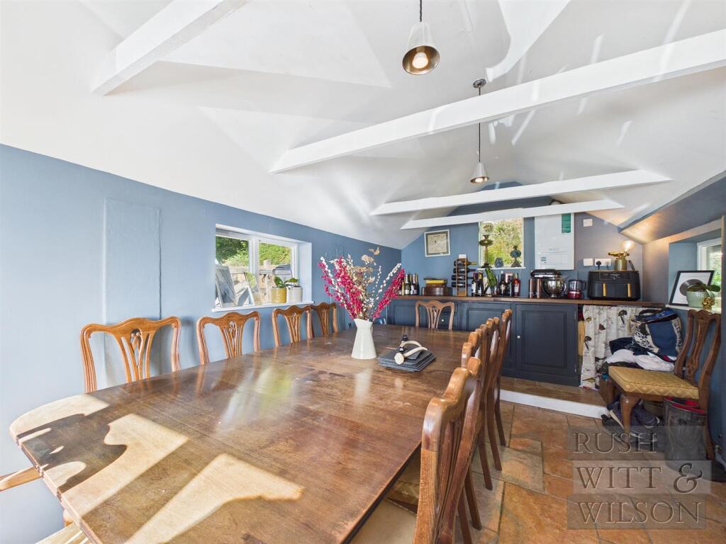 House in Tonbridge - View 5