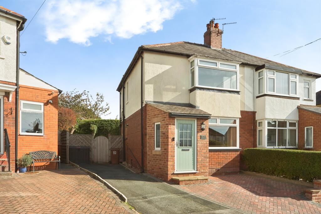 2-bed semi-detached on Barfield Avenue, Yeadon, Leeds, £240,000