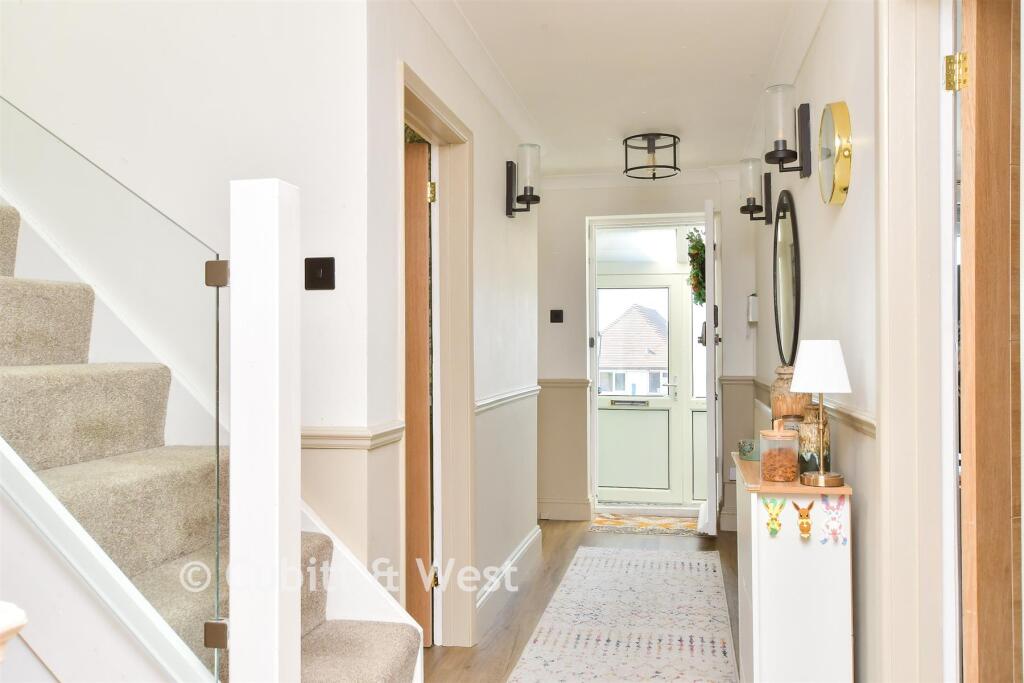 House in Brighton - View 5