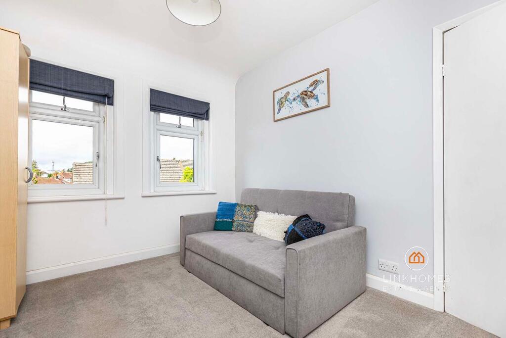 Cranbrook Road, Poole, BH12 photo 5