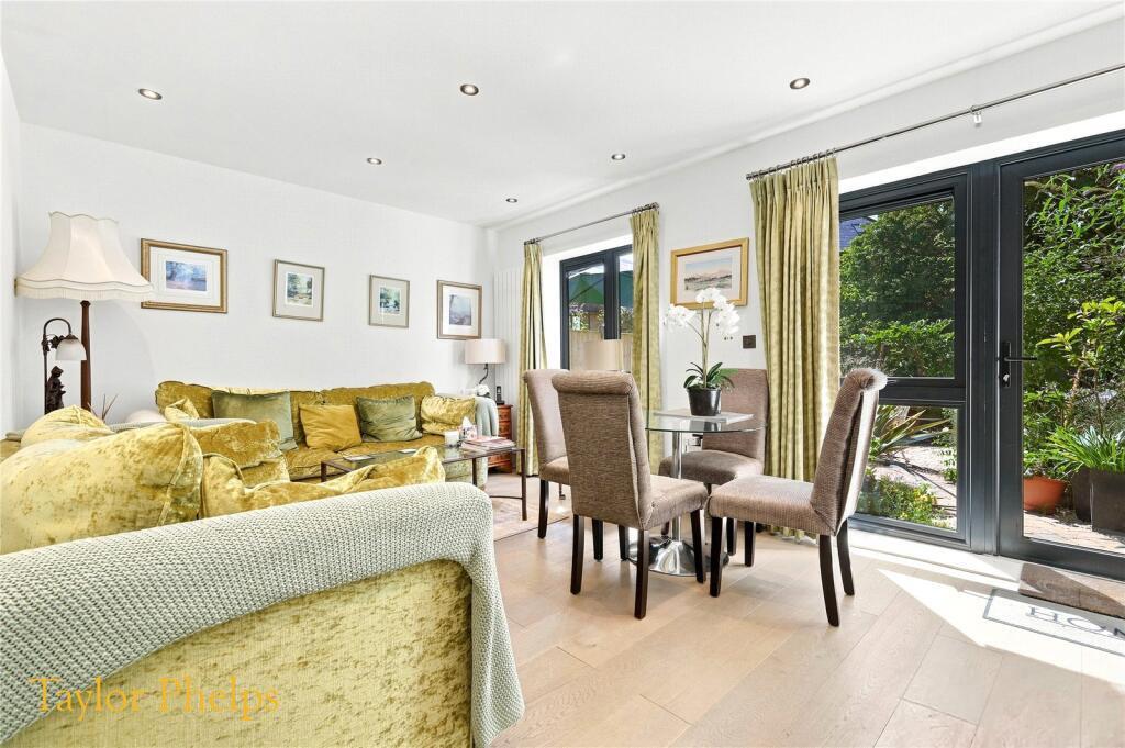 House in Stevenage - View 4