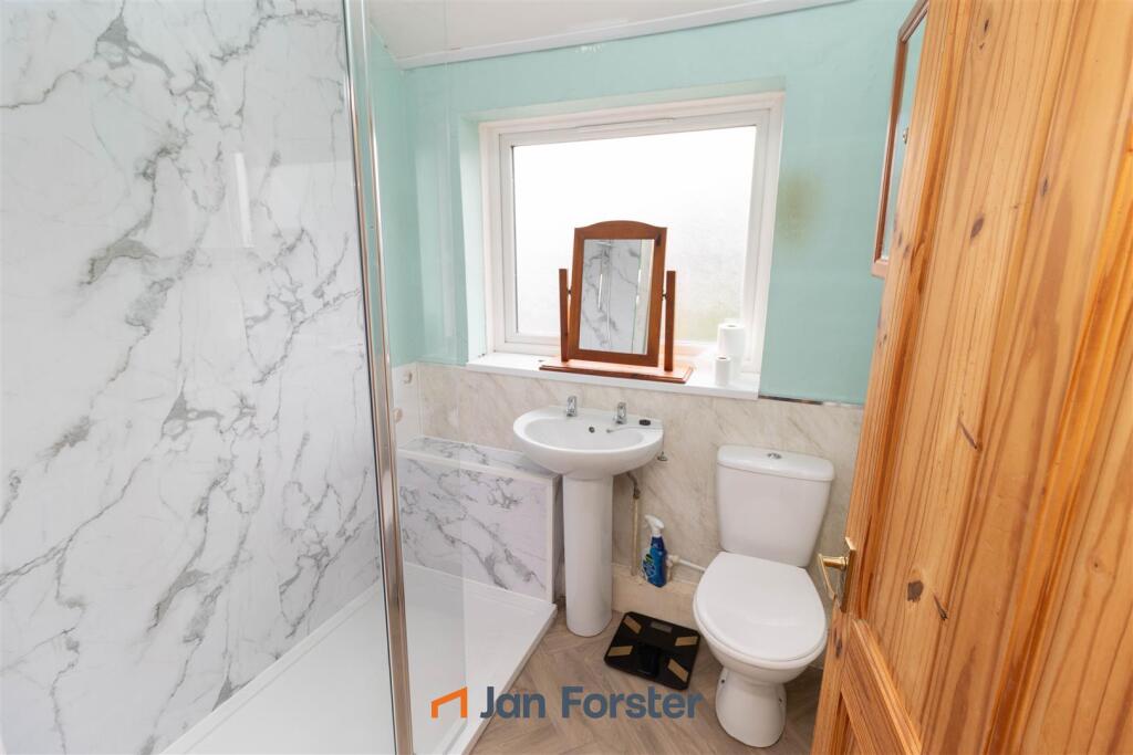 House in North Tyneside, Monkseaton - View 5