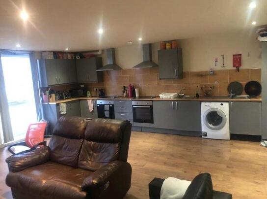 Apartment in Nottingham, Rainbow Quarter, St Ann's - View 6