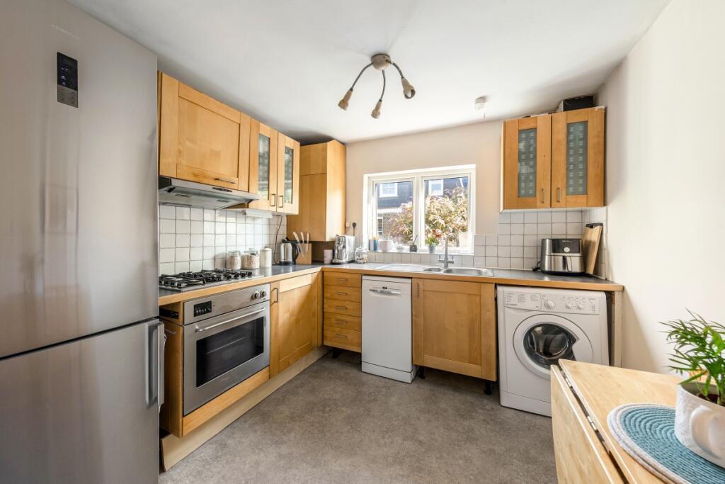 Apartment in London - View 4