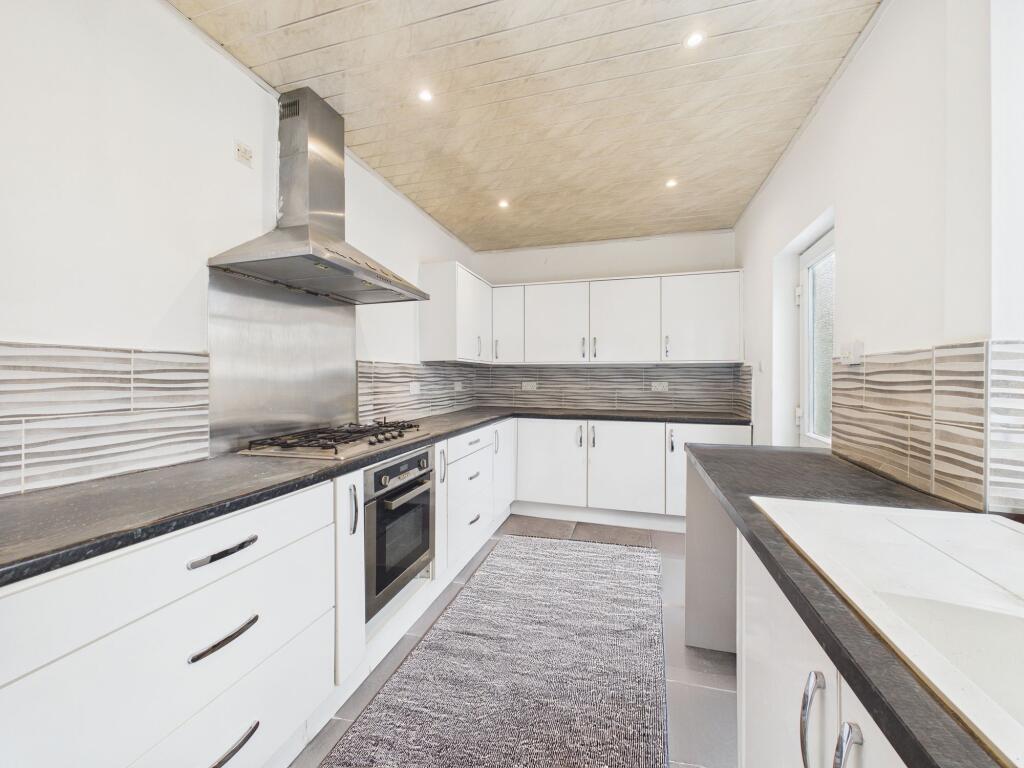 House in Nottingham, Gedling - View 3