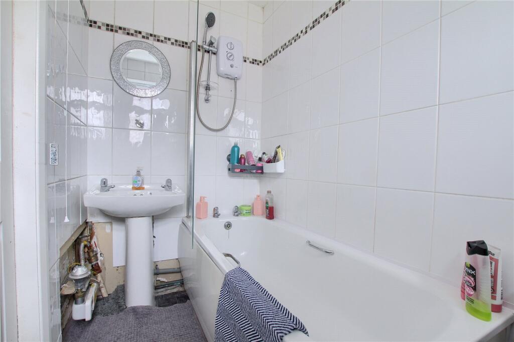 House in Billingham, Stockton-on-Tees - More