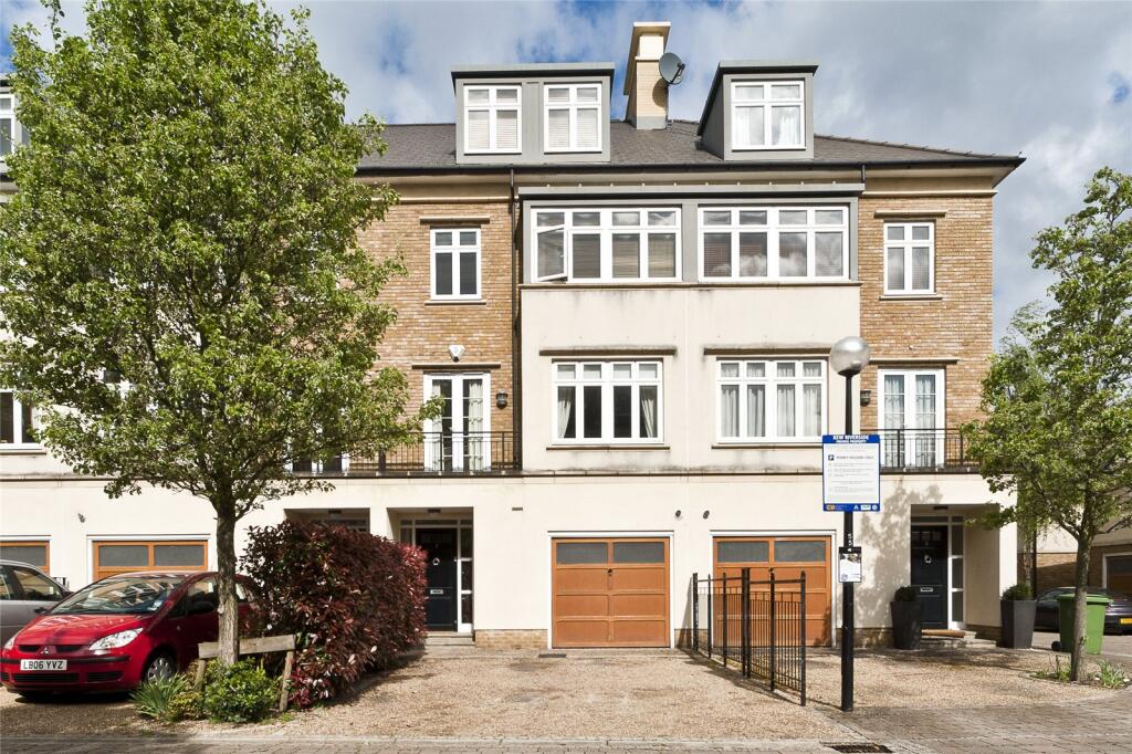 Main image of property: Kelsall Mews, Kew, Richmond, Surrey, TW9
