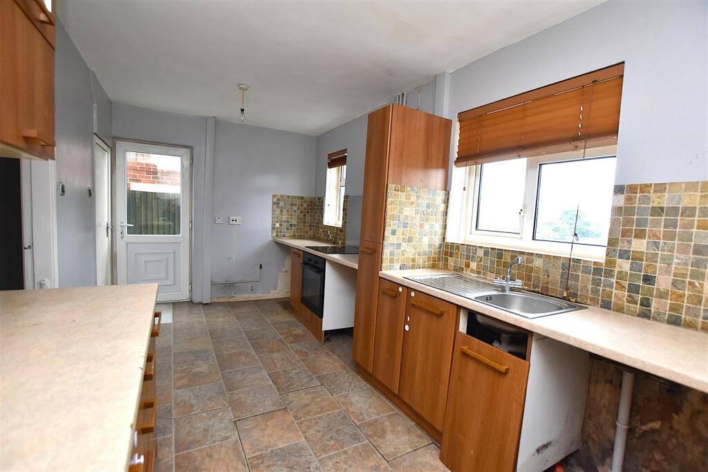 Hamlington Avenue, Gwersyllt, Wrexham photo 5