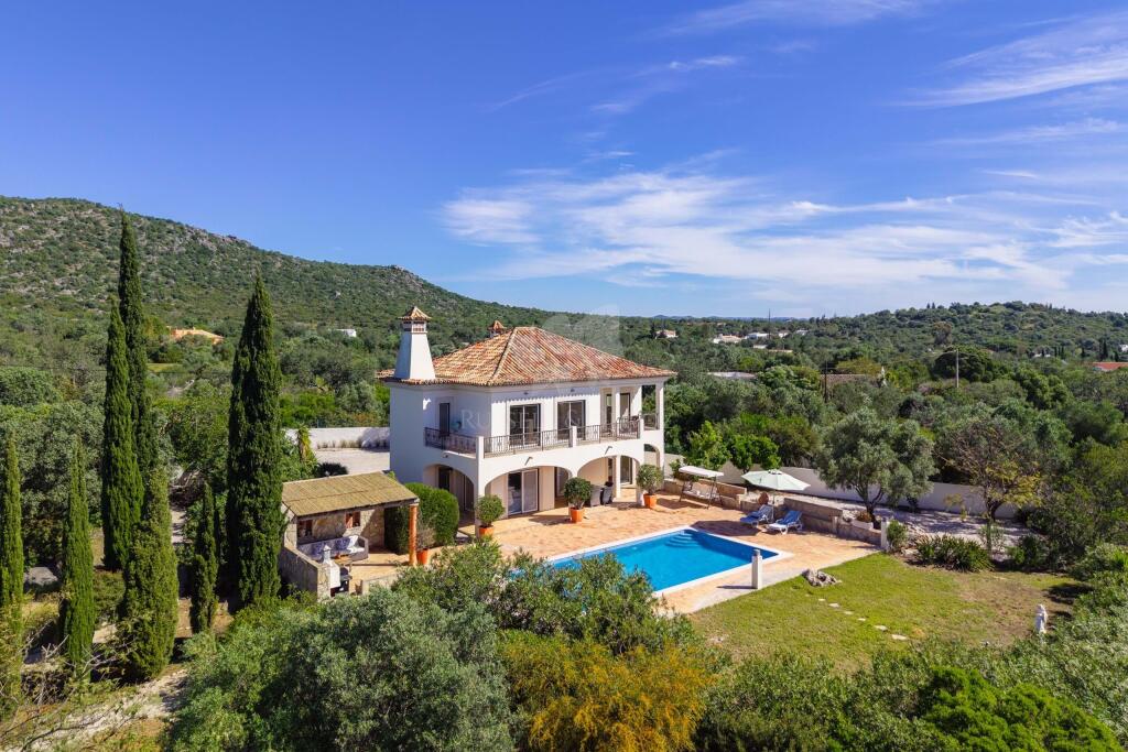 Main image of property: Algarve, Moncarapacho