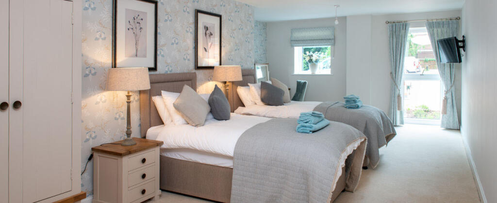 Apartment in Wolverhampton, Tettenhall - View 4