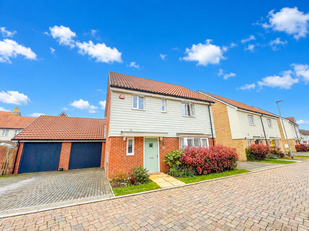 Main image of property: Alice Gardens, Rochford, SS4 1