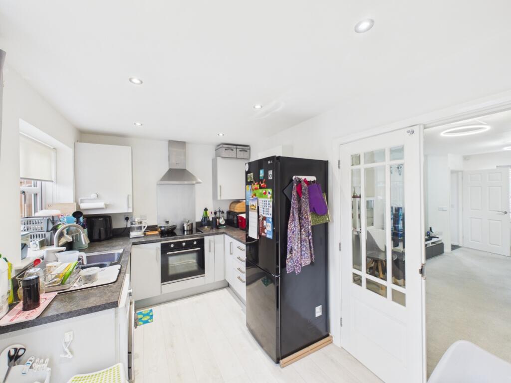House in Hull, Kingswood - View 3