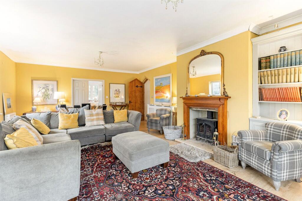 Crossways, Kintbury, Hungerford, Berkshire, RG17 photo 4