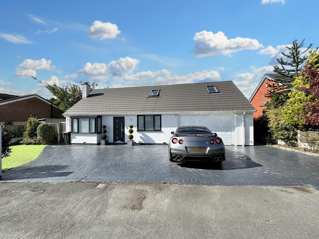 4-bed detached on Parsonage Road, Worsley, M28, £600,000