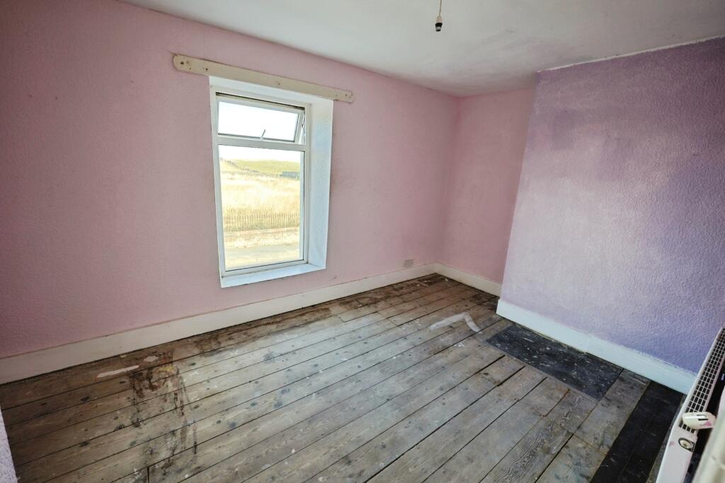 House in Roddymoor, Sunniside - More