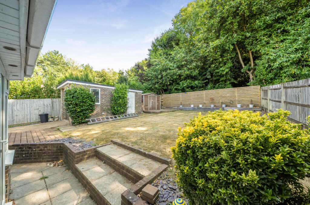House in Horsham, Thakeham - View 5