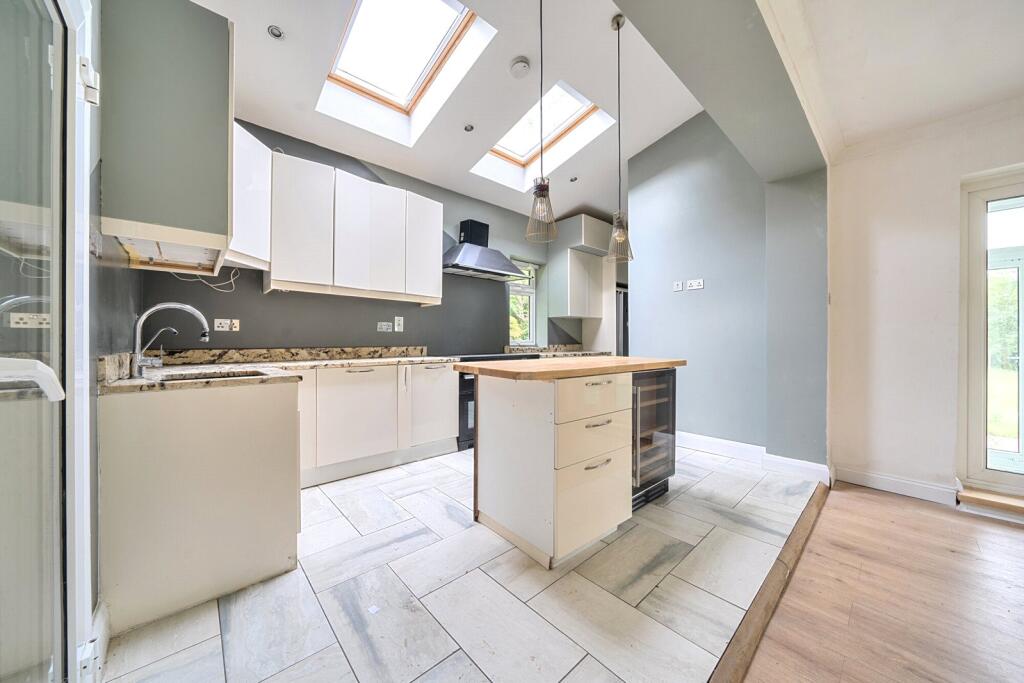 House in London - View 4