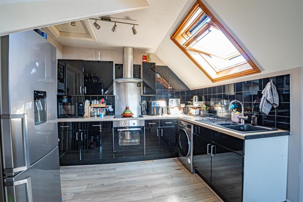 Apartment in St Leonards-on-sea, Silverhill - More