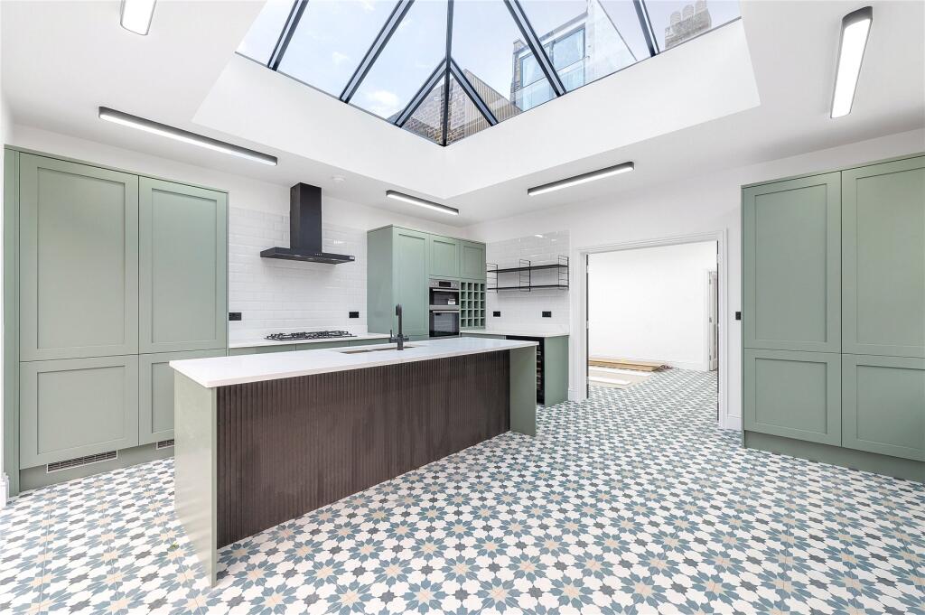 Main image of property: Munster Road, London, SW6