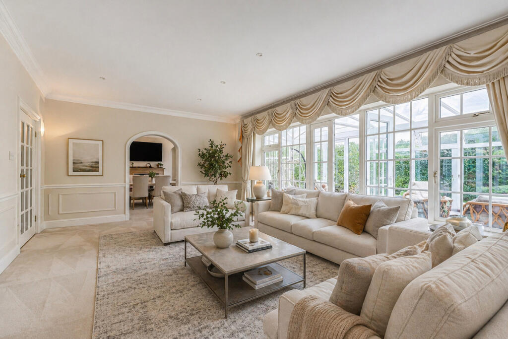 House in Bournemouth, Branksome Chine, Poole - View 3