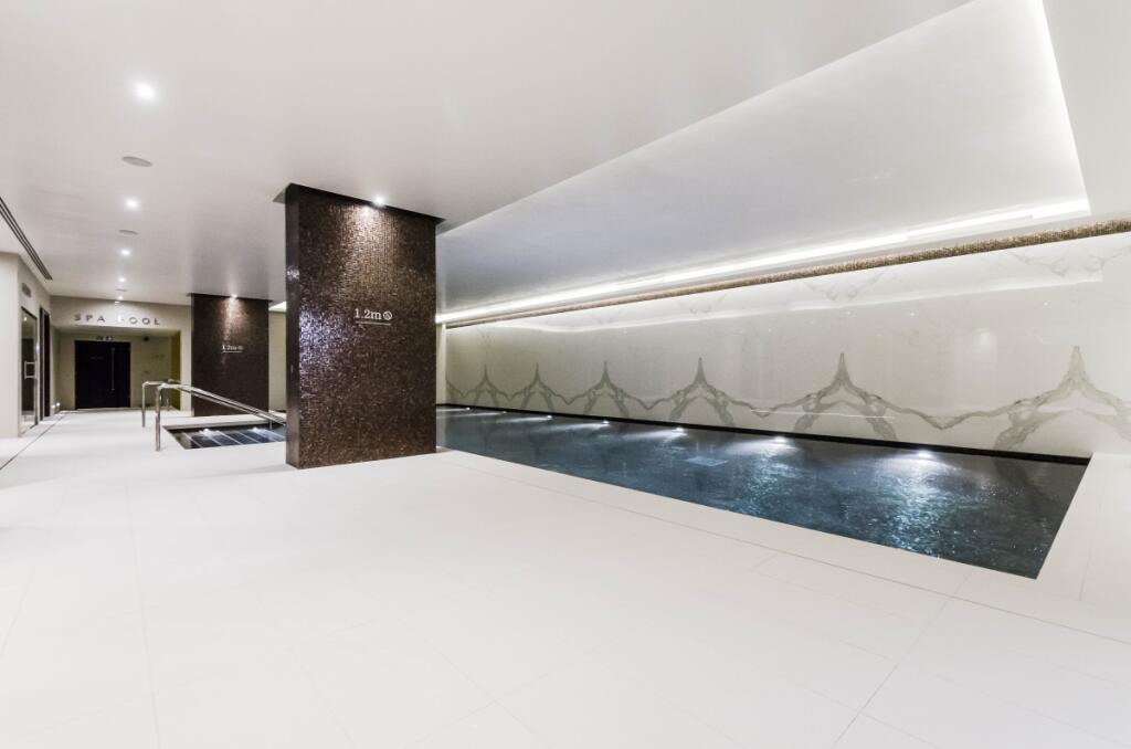 Main image of property: Alie Street London E1