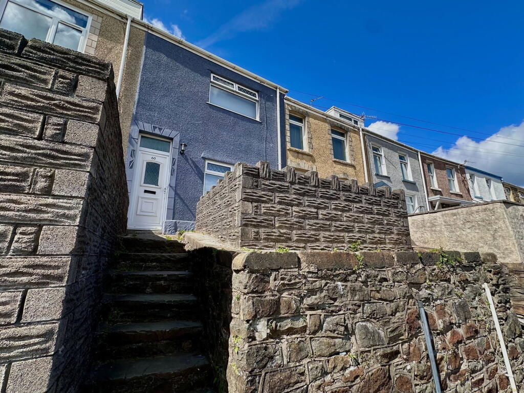 House in Swansea, Mount Pleasant, Castle - View 2
