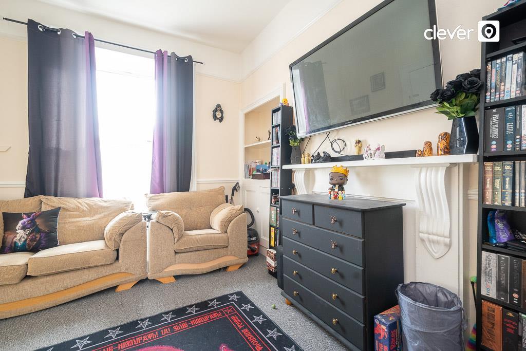 Apartment in Plymouth, Morice Town - View 4