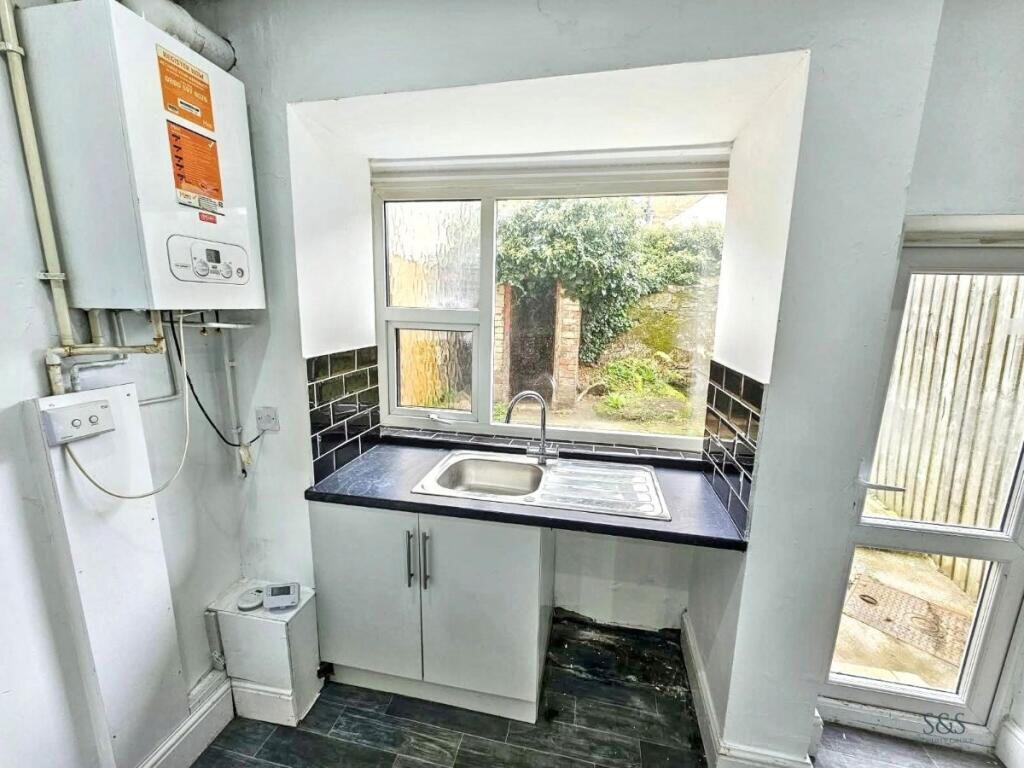 House in Blackburn - View 4