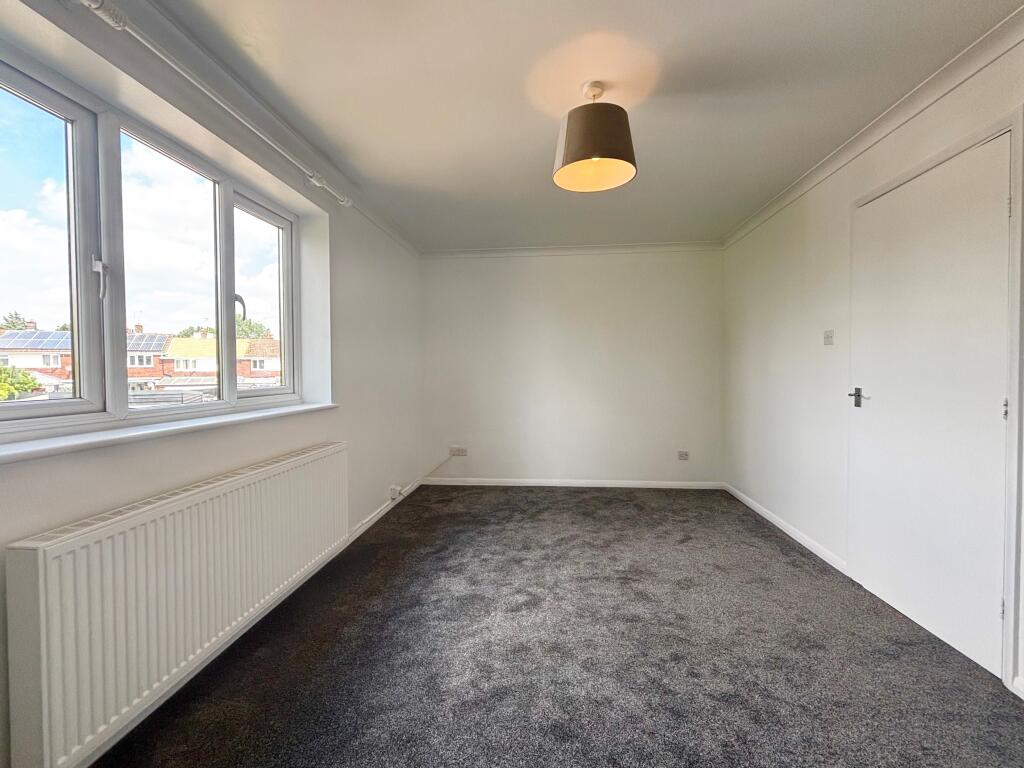 Apartment in Hemel Hempstead - View 4