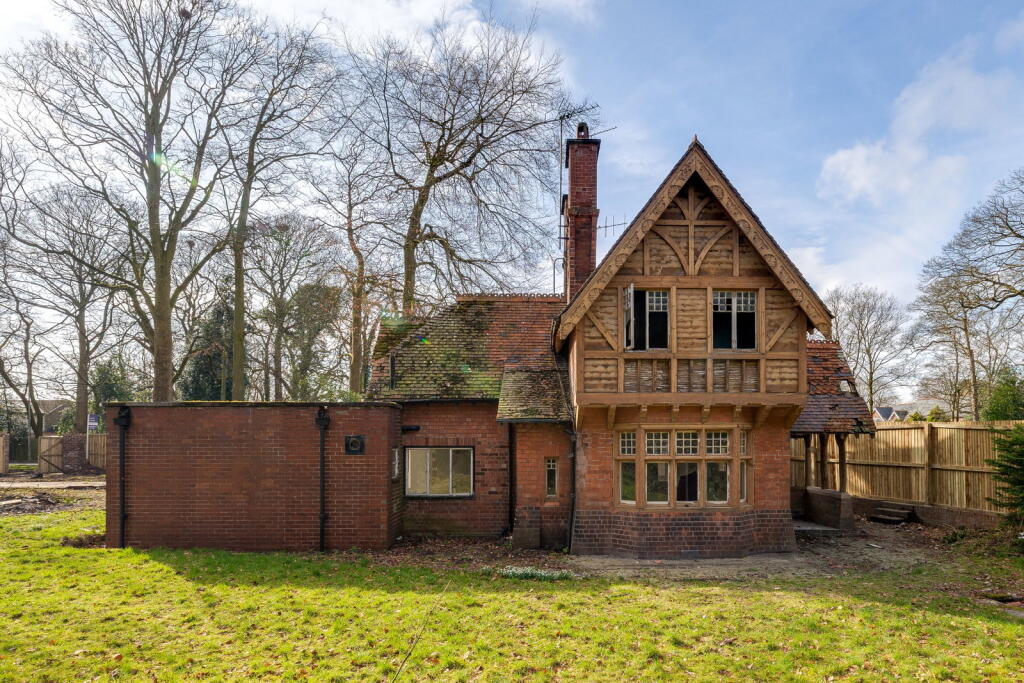 Main image of property: A Rare Opportunity on the Edge of Knutsford