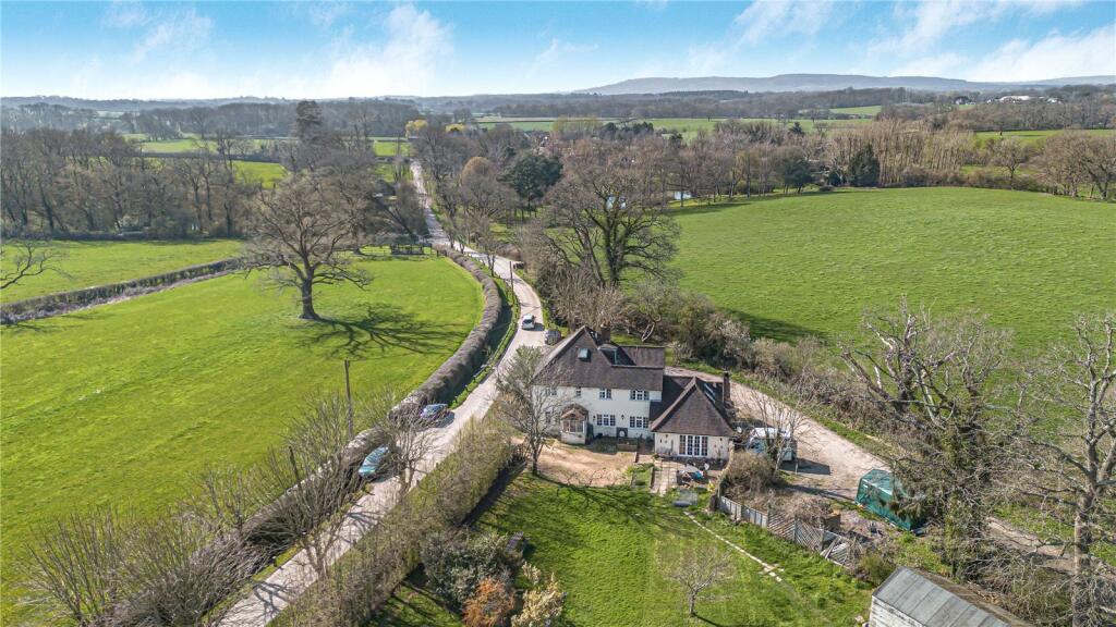 House in Redhill - View 2