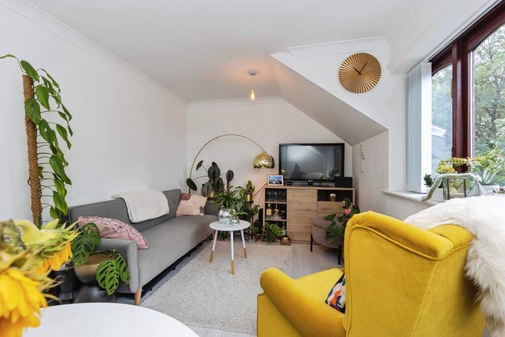 Apartment in Manchester - View 5