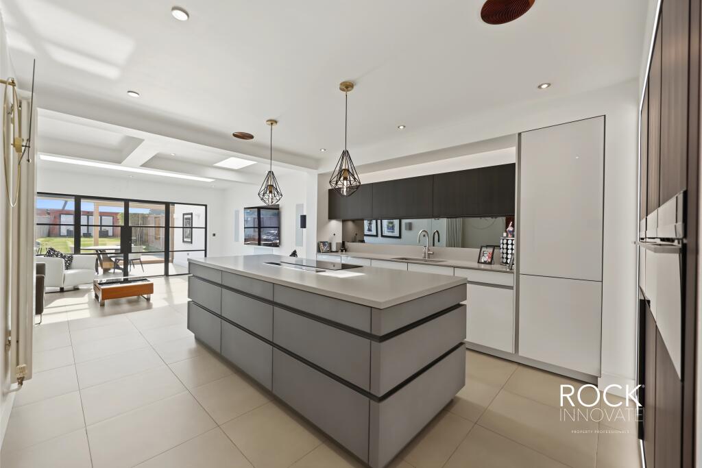 Station Road, Dorridge, Solihull photo 4