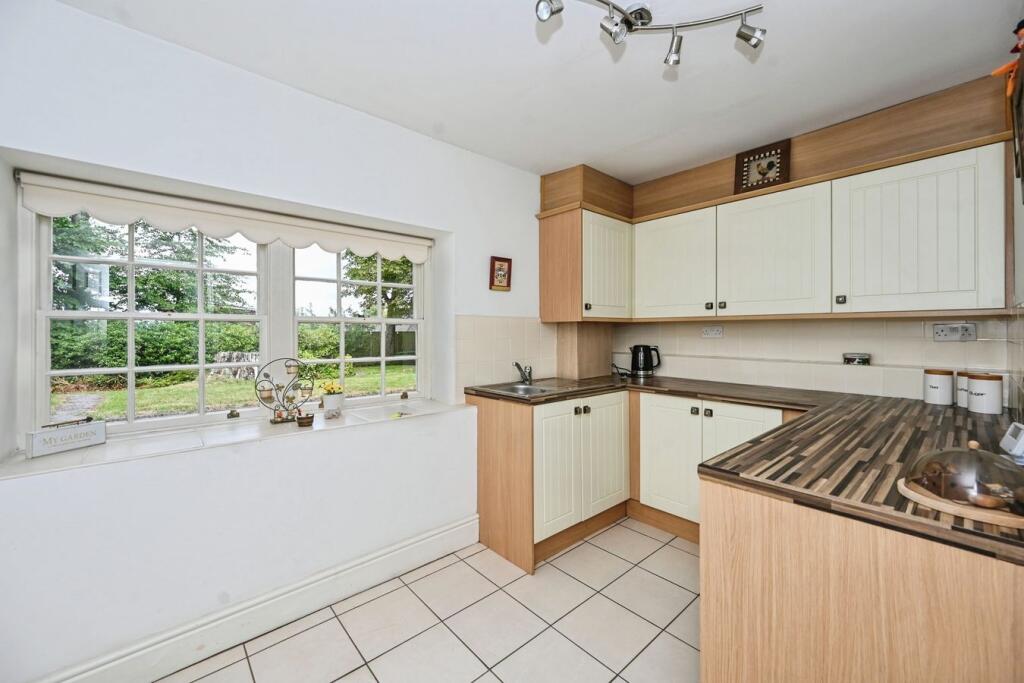 Apartment in Warrington - View 4