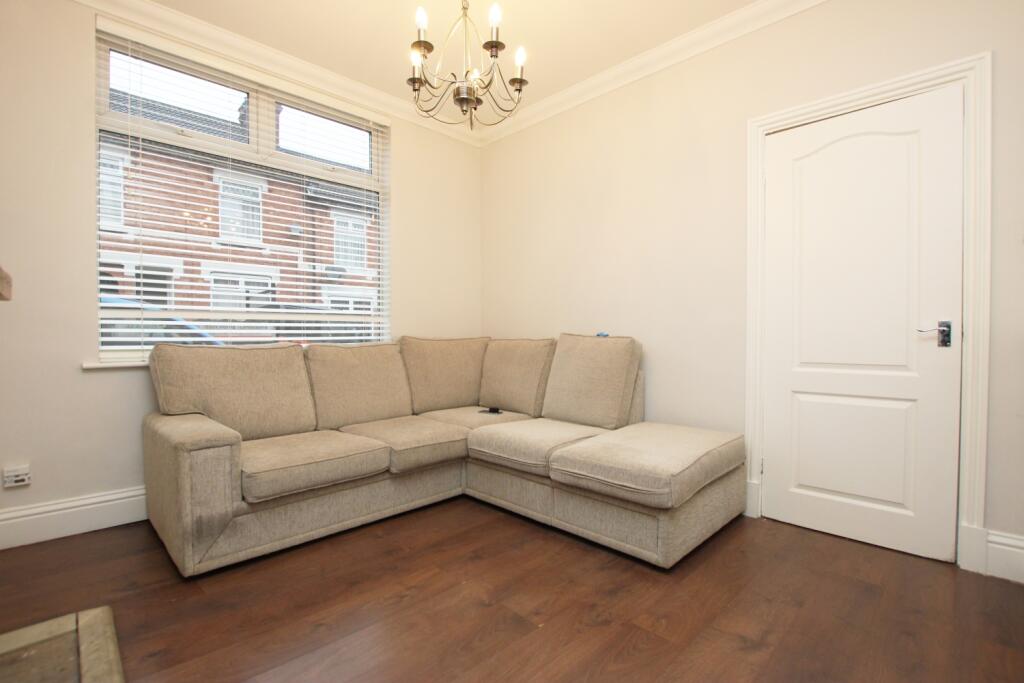 Russell Street, Kettering, Northamptonshire, NN16 photo 3