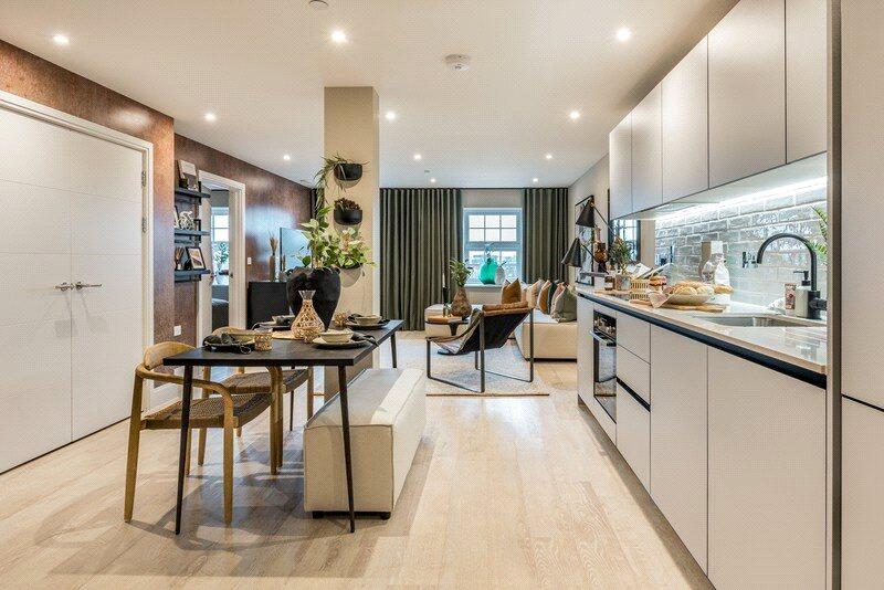 Apartment in Slough - View 4