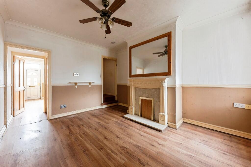 Sleaford Road, Newark - View 2