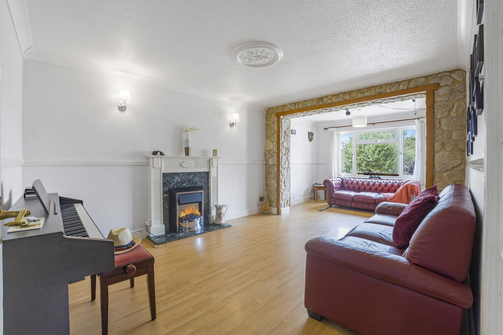 House in Frome, Stonebridge - More