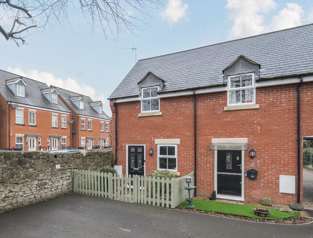 Main image of property: Bradford Road, Old Town, Swindon, SN1